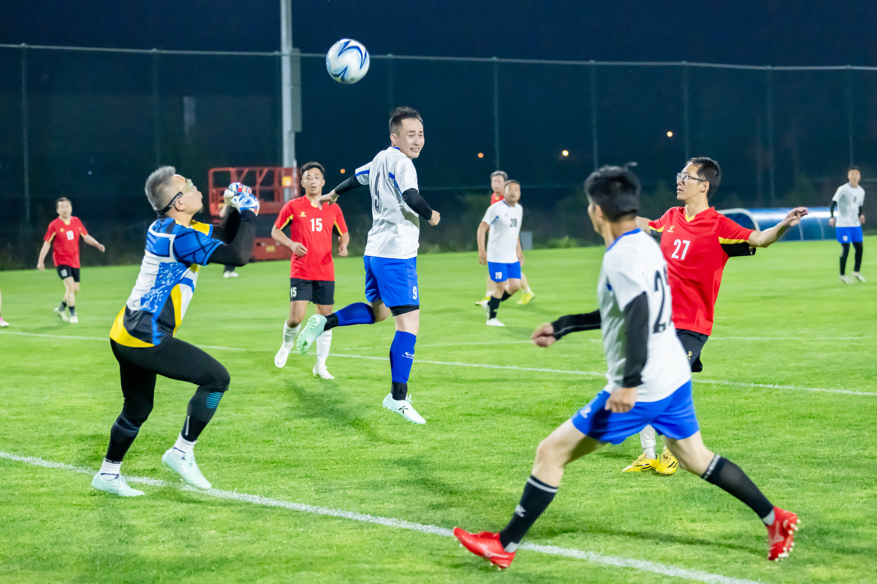 只有参与 只有参与