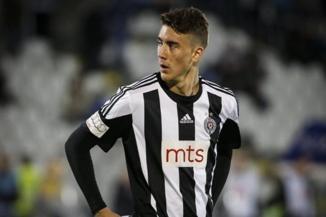 面对阿贾克 面对阿贾克