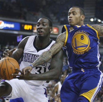 在压力下的 在压力下的