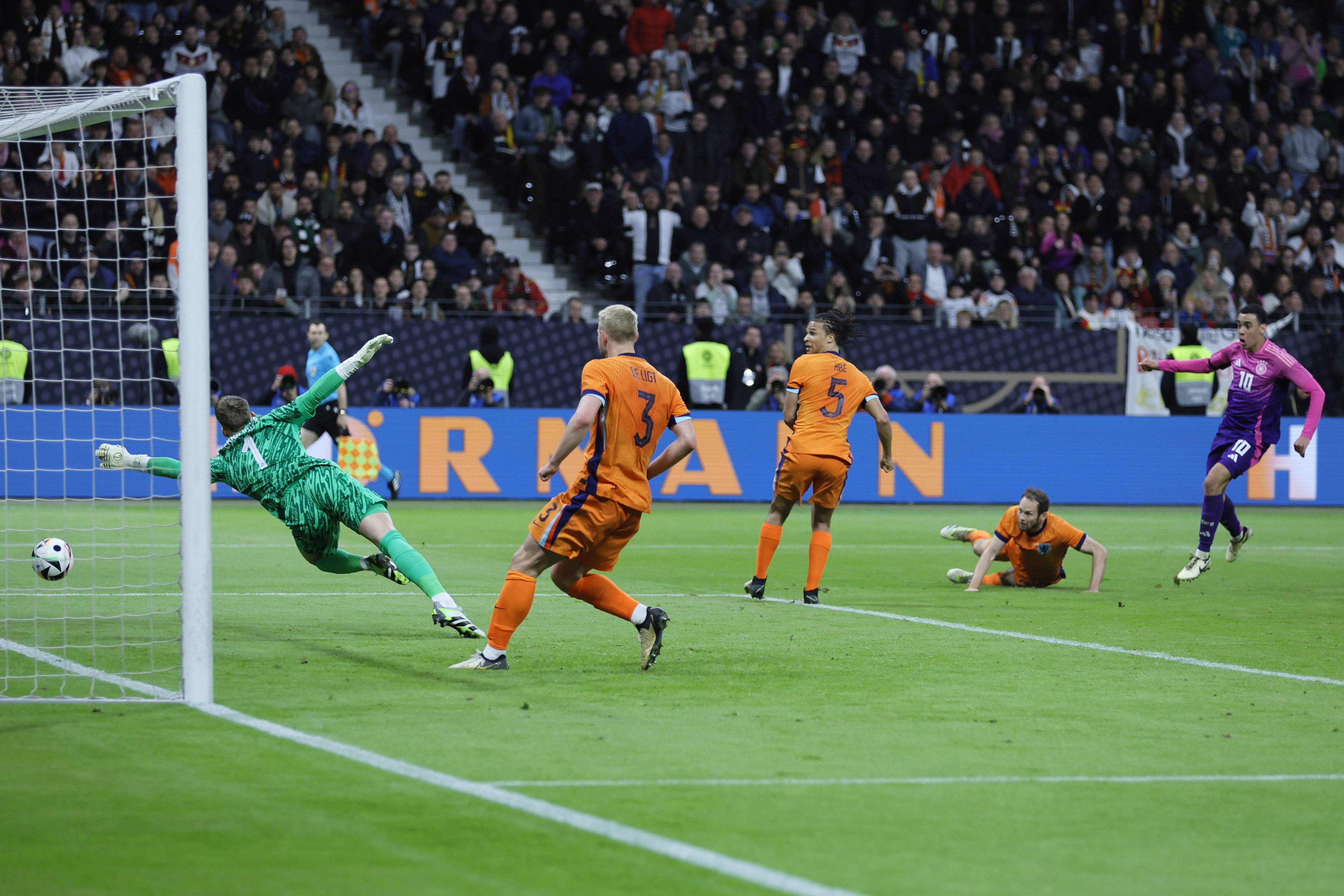 守漏洞并进 守漏洞并进